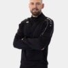 JAKO Ziptop CLASSICO – Wygodna bluza zapinana na zamek błyskawiczny do treningu i uprawiania sportu. Design tej bluzy treningowej został zredukowany do tego, co najważniejsze. Bluzka zapinana na suwak CLASSICO ma klasyczne barwy drużynowe. Zamek błyskawiczny z przodu, mankiety i góra wykończone elastyczną lamówką oraz garaż zamka gwarantują wyjątkowo wysoki komfort noszenia. Zintegrowany system JAKO KEEP DRY odprowadza wilgoć wytwarzaną przez ciało bezpośrednio na powierzchnię materiału. Dzięki temu bluza z zamkiem błyskawicznym pozostaje sucha, sportowiec nie wychładza się i czuje się komfortowo w bluzie z zamkiem błyskawicznym CLASSICO nawet przy największym wysiłku. Bluzka zapinana na suwak dostępna jest w 10 różnych kolorach i rozmiarach 128-164 dla dzieci oraz S-3XL dla kobiet i mężczyzn.