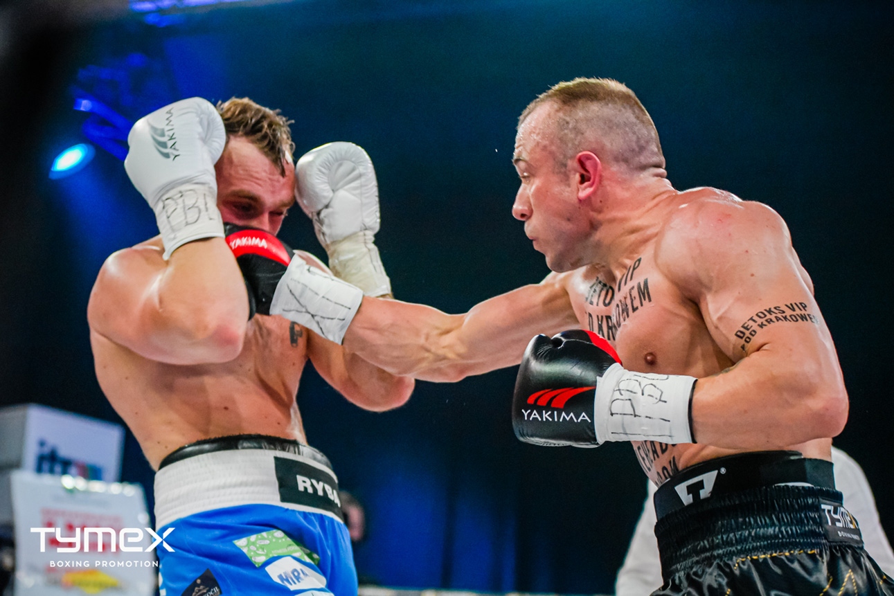 Rękawice bokserskie WOLF BLACK V 10 oz 6 Rękawice bokserskie WOLF BLACK V 10 oz - obrazek 6