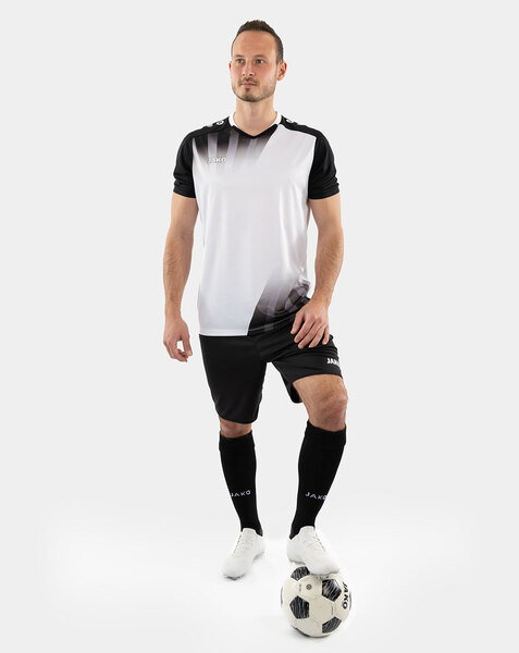 Koszulka z krótkim rękawem w stylu vintage – klasyczny styl spotyka się z nowoczesną wydajnością Koszulka z krótkim rękawem w stylu vintage łączy stylowy wygląd retro z innowacyjną funkcjonalnością.