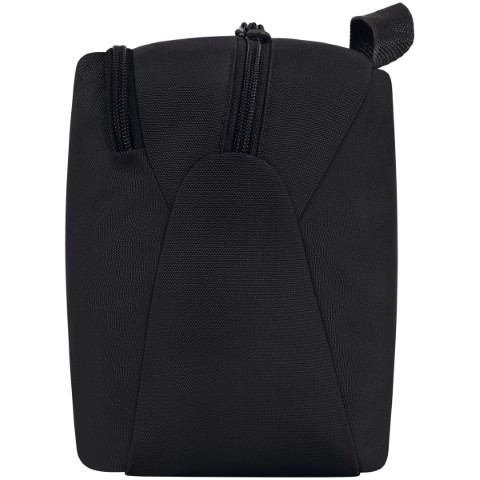 Kosmetyczka JAKO One Kosmetyczka ONE – kompaktowa, funkcjonalna i trwała Kosmetyczka ONE jest idealnym towarzyszem podróży, treningu lub codziennego życia. Pojemna komora główna z dwukierunkowym zamkiem błyskawicznym oferuje wystarczająco dużo miejsca na artykuły pielęgnacyjne i higieniczne.